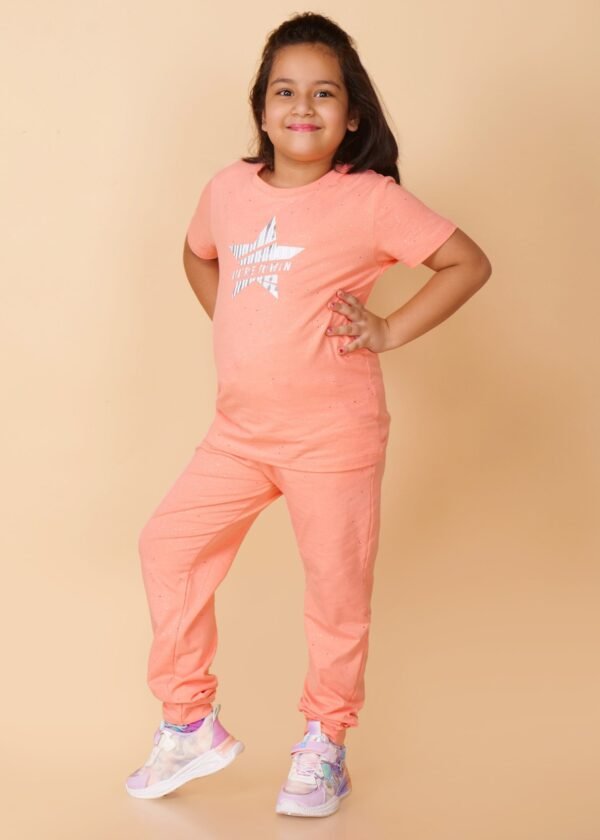 Girls Peach Solid Tshirt And Joggers Clothing Sets - Image 2