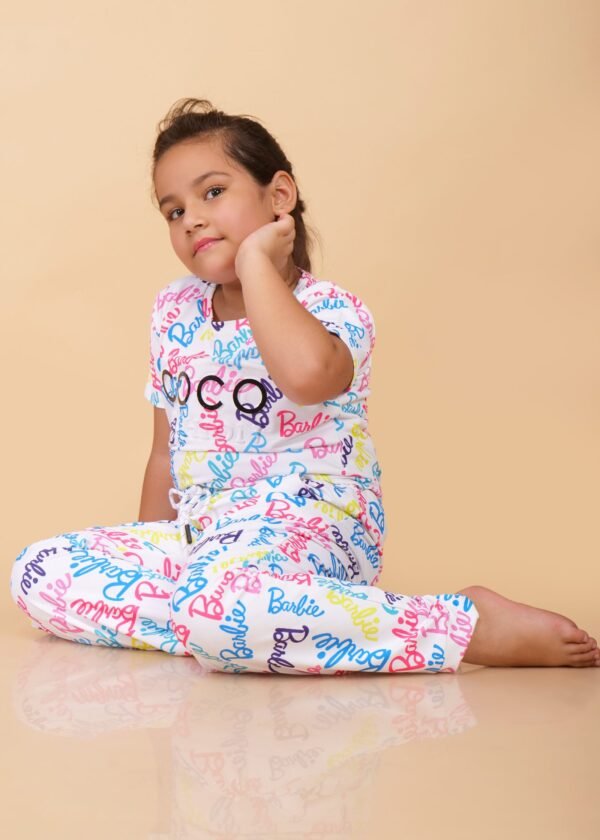 Girls Printed Half Sleeves T-shirt with Jogger - Image 4