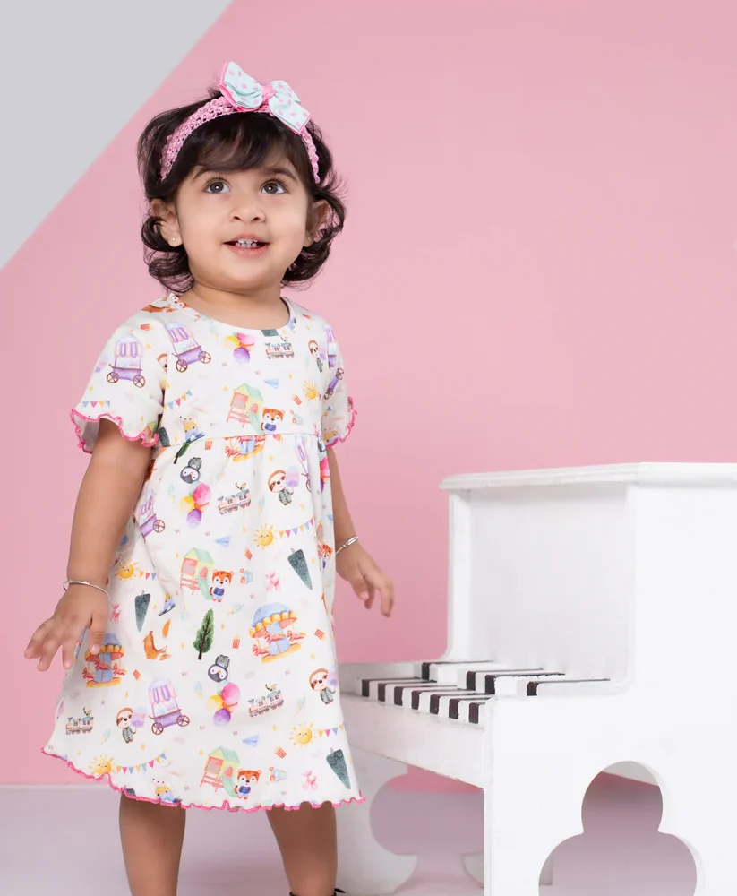 A Day in the Park Scalloped Half Sleeve Dress