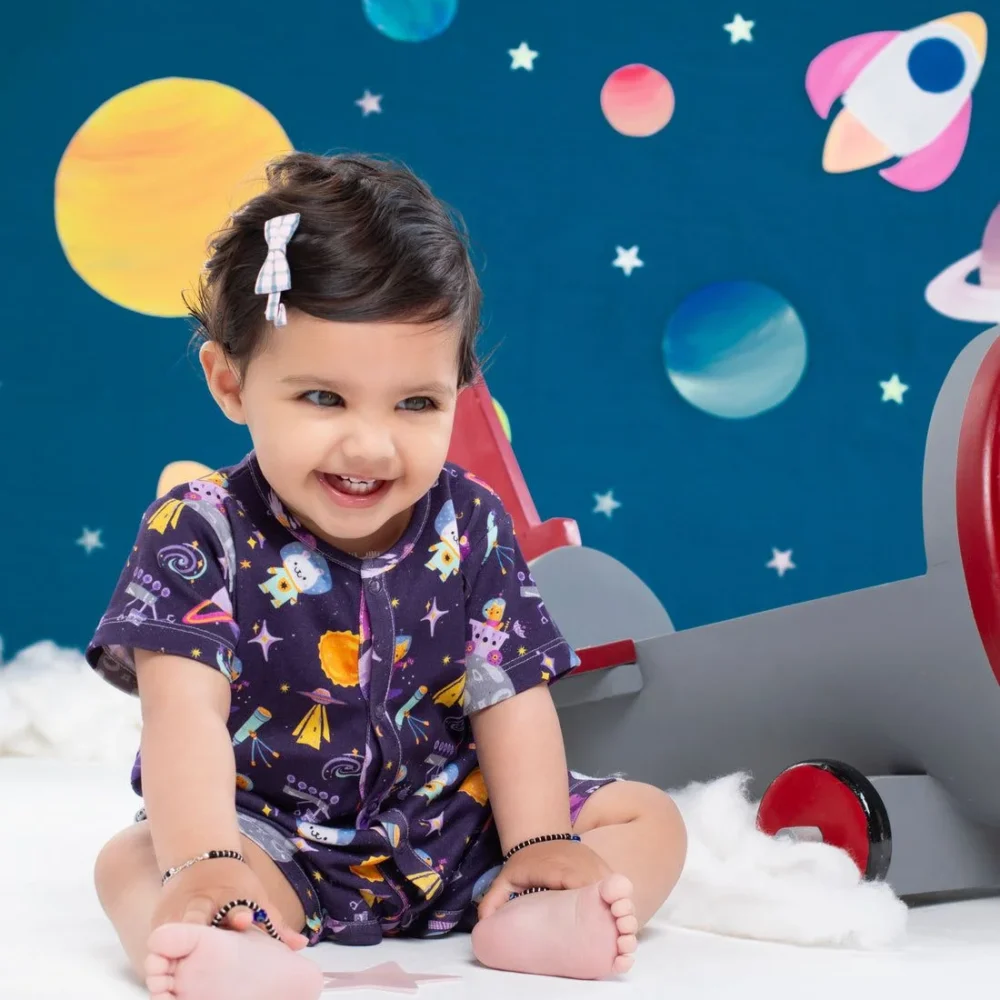 No place like space short sleeve romper suit