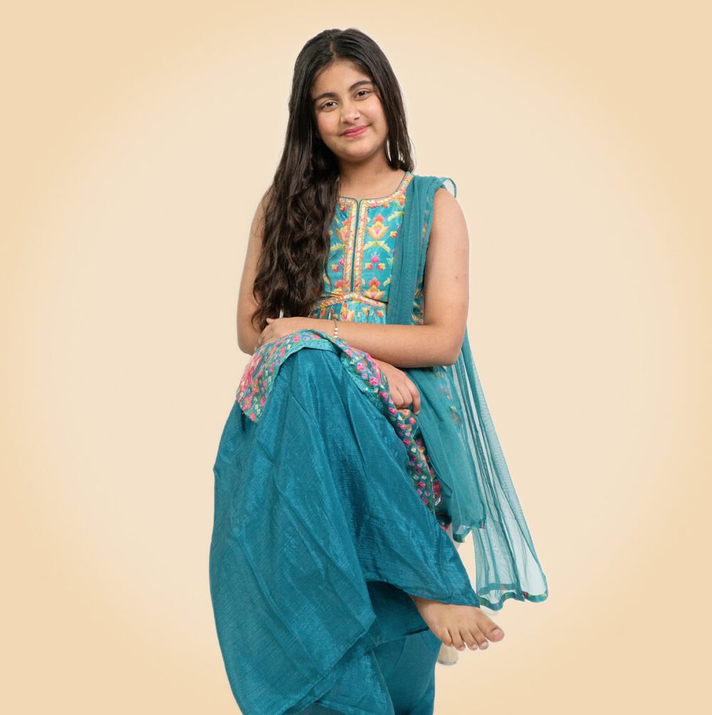 Girls printed kurta sharara set