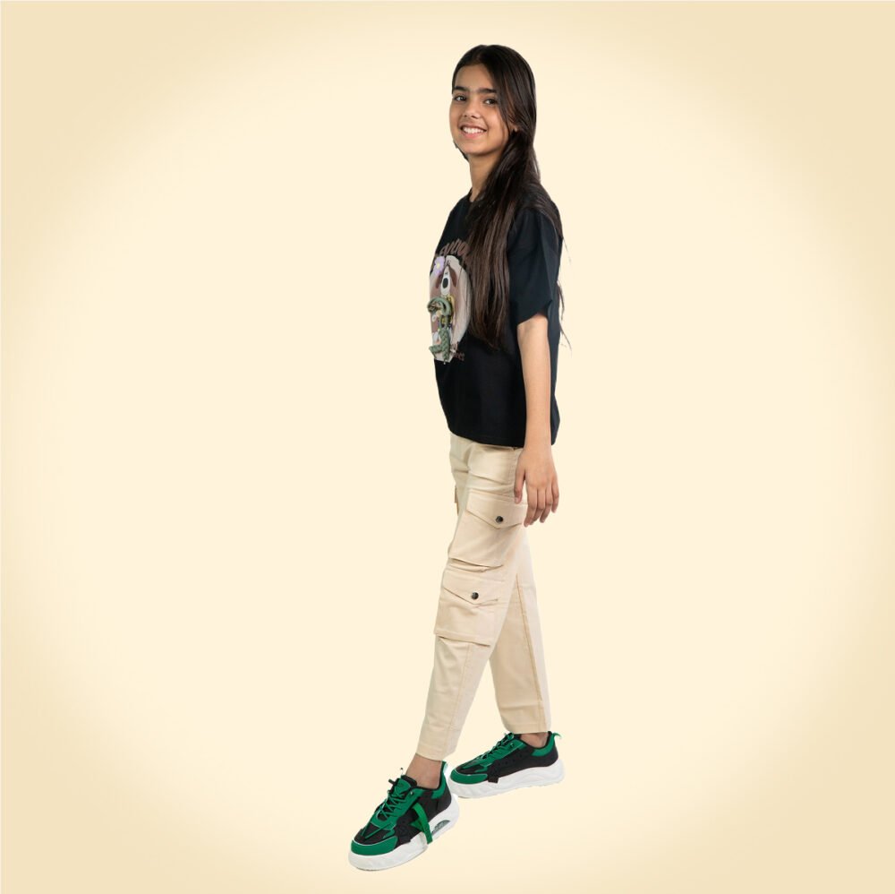 Girls Oversized Graphic T-Shirt – “Delicious Vibes” Dog Print (Black) - Image 2