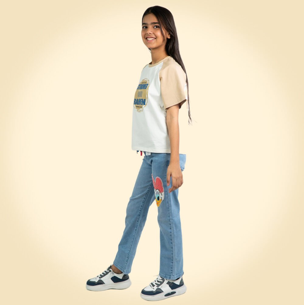 Trendy Graphic Slogan T-Shirt for Girls – Casual Cotton Tee - Image 4