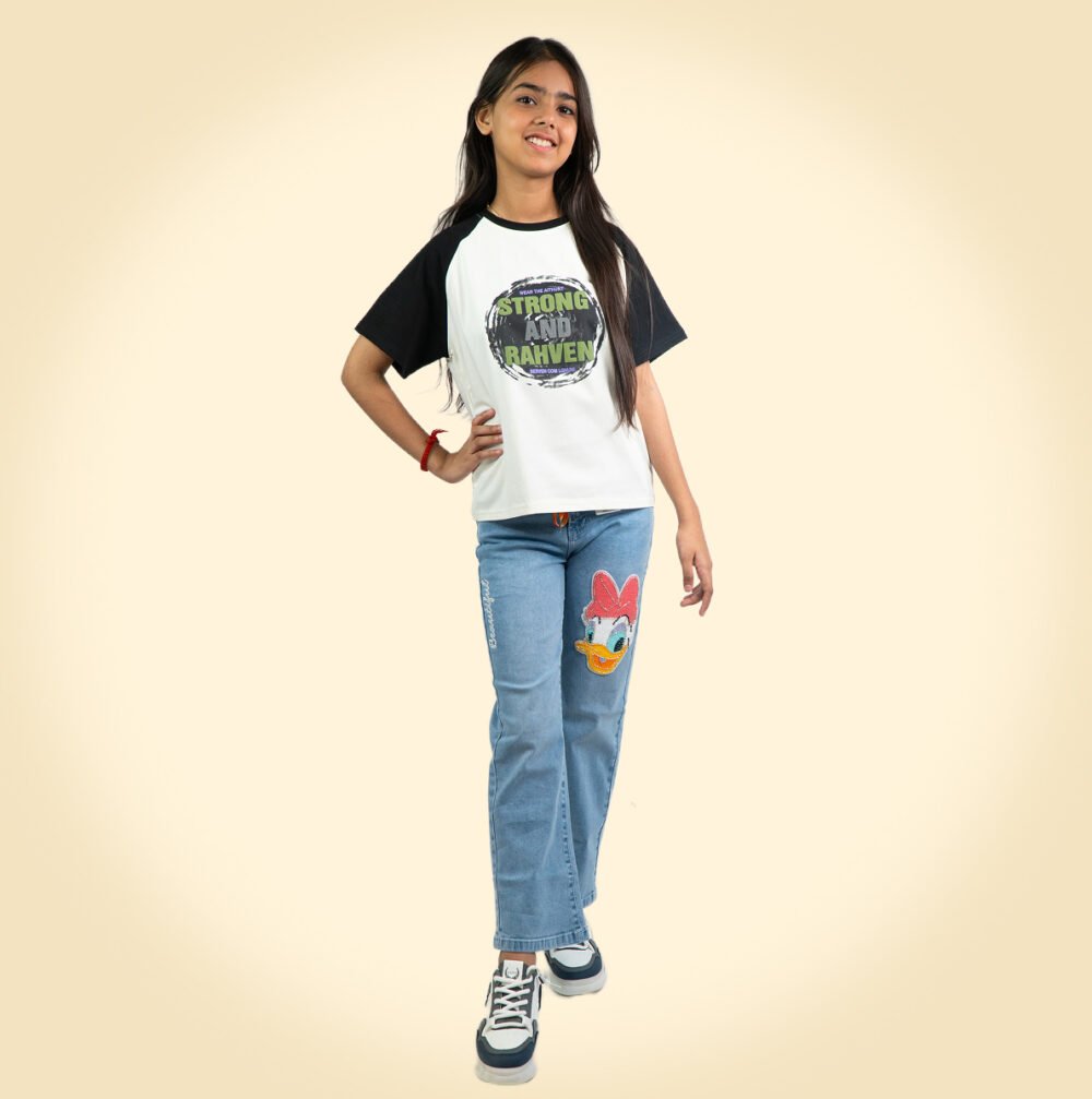 Trendy Graphic Slogan T-Shirt for Girls – Casual Cotton Tee - Image 2