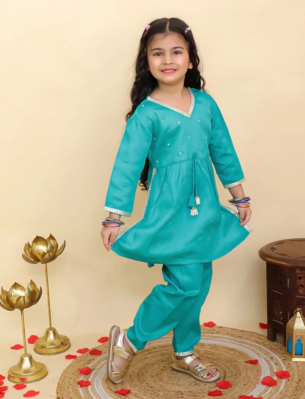 Stylish Kids Ethnic Suit Set – Girls Kurta & Pant Combo (Red & Blue) - Image 2